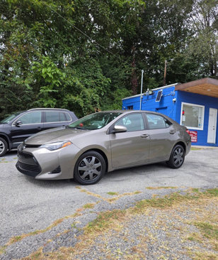 Used 2017 Toyota Corolla LE image 8