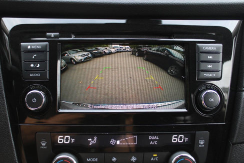 Used 2020 Nissan Rogue SV image 34