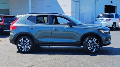 New 2026 Volvo XC40 B5 Plus w/ Climate Package image 2