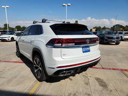 New 2025 Volkswagen Atlas Cross Sport SEL Premium R-Line image 5