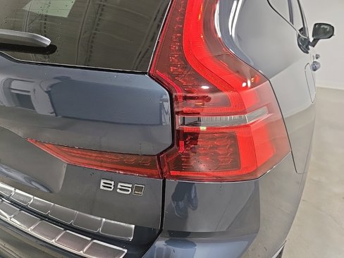 New 2026 Volvo XC60 B5 Plus w/ Climate Package image 20