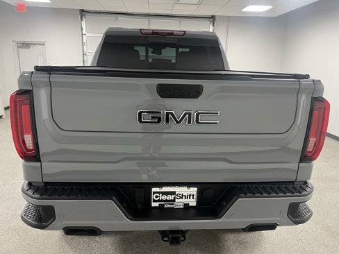 Used 2024 GMC Sierra 1500 AT4 w/ Technology Package image 11