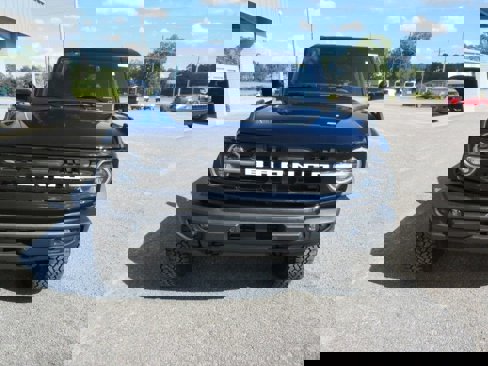New 2025 Ford Bronco Outer Banks image 8