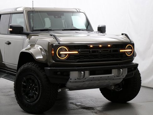 New 2025 Ford Bronco Raptor image 2