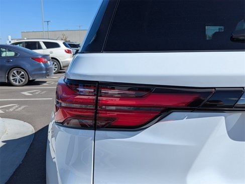 Certified 2022 Chevrolet Traverse Premier w/ Redline Edition image 50