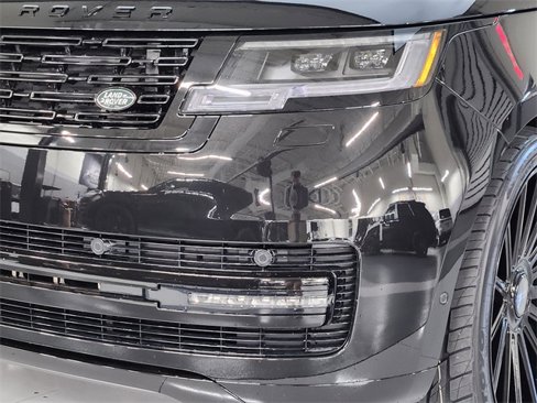 New 2025 Land Rover Range Rover SE image 12