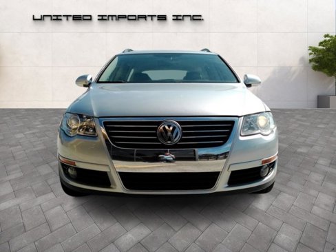 Used 2007 Volkswagen Passat 2.0T image 8