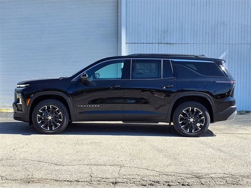 New 2026 Chevrolet Traverse LT image 2