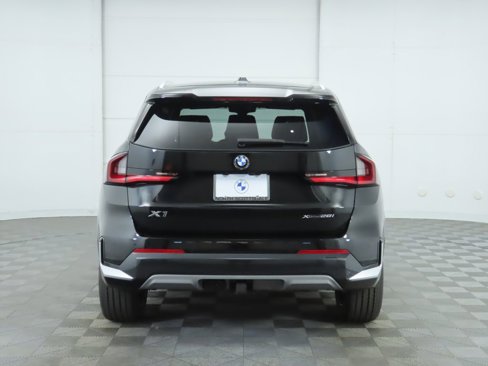 Used 2025 BMW X1 xDrive28i w/ Premium Package image 7