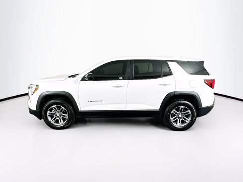 Used 2025 GMC Terrain Elevation image 4