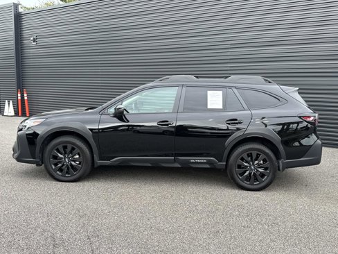 Used 2025 Subaru Outback Onyx Edition XT image 2
