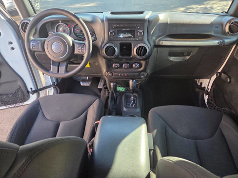 Used 2015 Jeep Wrangler Unlimited Sport image 20