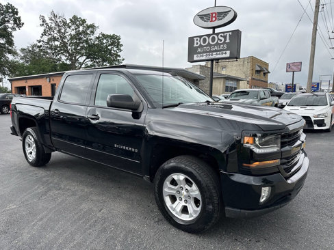 Used 2017 Chevrolet Silverado 1500 LT image 1