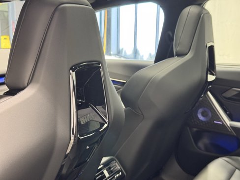 New 2026 BMW M5 w/ Executive Package image 23