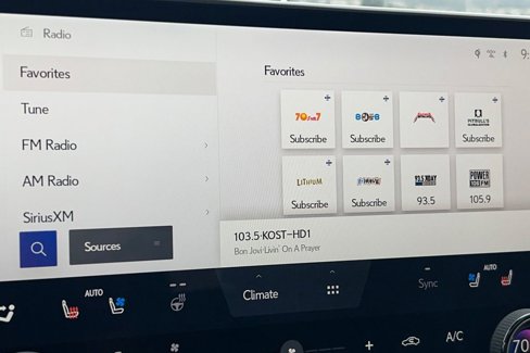 Certified 2025 Lexus NX 350h AWD w/ Premium Package image 18