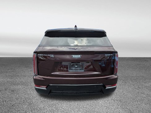 New 2026 Cadillac Escalade IQ Sport 1 w/ LPO, Floor Liner Package image 23