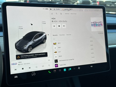 Used 2023 Tesla Model Y Long Range image 18