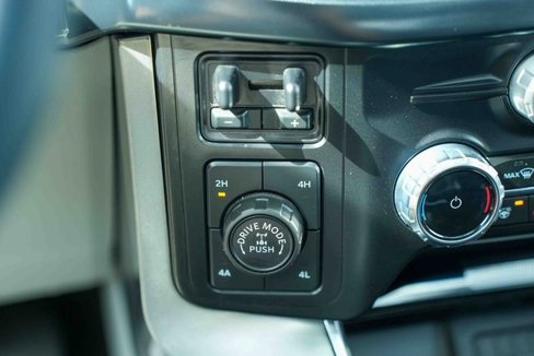 Used 2023 Ford F150 Limited image 44