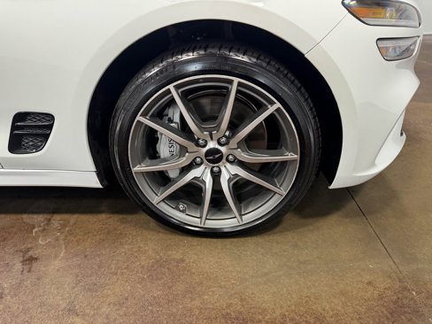 Used 2025 Genesis G70 2.5T image 92