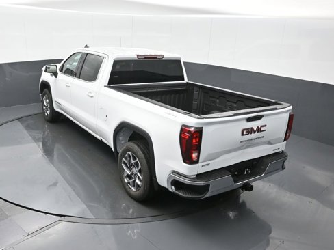 New 2025 GMC Sierra 1500 SLE image 15