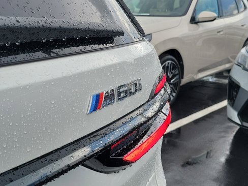 New 2026 BMW X7 M60i image 8