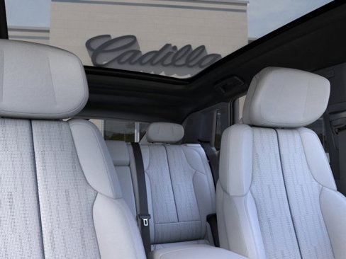 New 2025 Cadillac Lyriq Luxury image 24