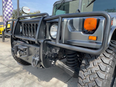 Used 2003 HUMMER H1 4-Door Wagon image 12