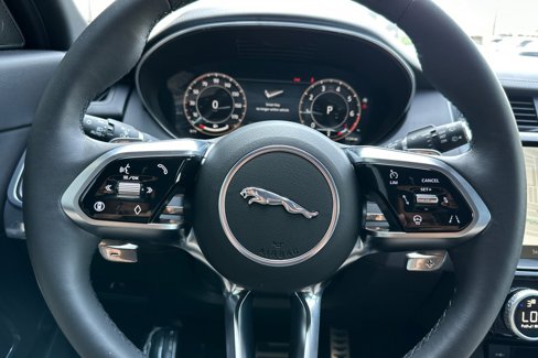 Used 2024 Jaguar E-PACE R-Dynamic SE image 27