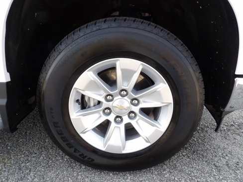 Used 2024 Chevrolet Silverado 1500 W/T image 43