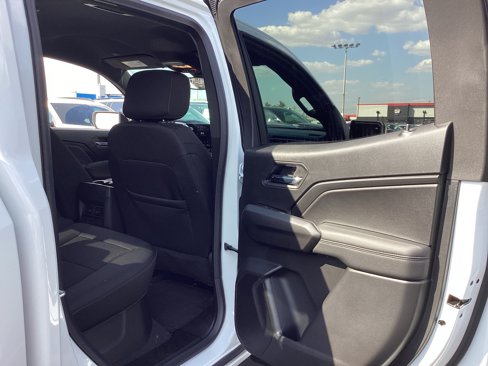 New 2026 GMC Canyon Elevation w/ Convenience Package image 31