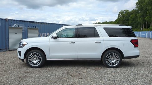 Used 2024 Ford Expedition Max Limited image 3