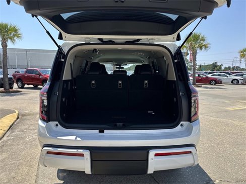 New 2026 Nissan Armada SV image 6