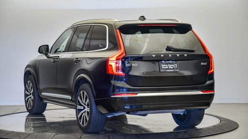 Certified 2025 Volvo XC90 B6 Plus image 2