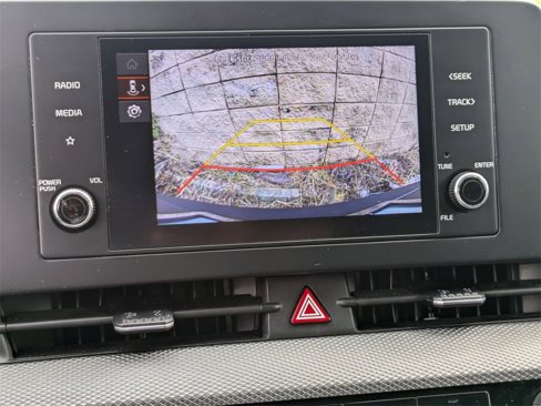 Used 2024 Kia Sportage LX image 17