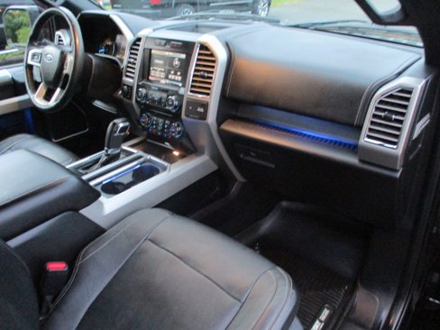Used 2015 Ford F150 Lariat image 22