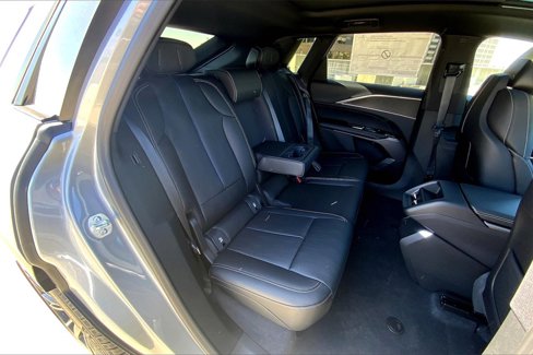 Used 2025 Cadillac Lyriq Luxury image 30