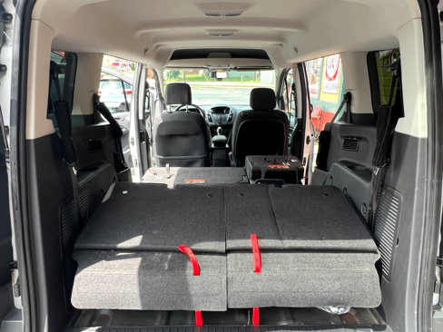 Used 2016 Ford Transit Connect XL image 17