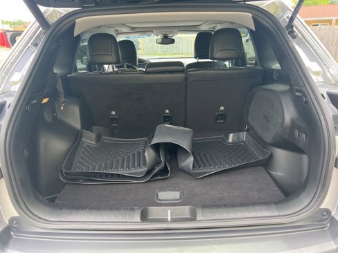 Certified 2022 Jeep Cherokee Limited image 30
