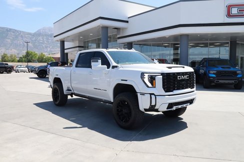 Used 2024 GMC Sierra 2500 Denali Ultimate image 8