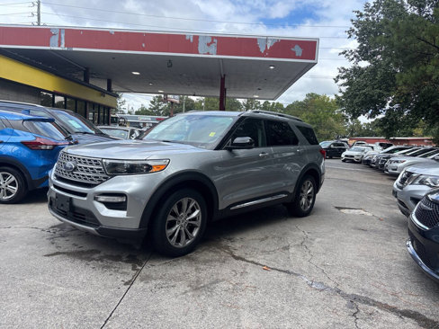 Used 2021 Ford Explorer Limited w/ Equipment Group 301A image 7
