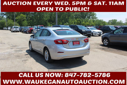 Used 2018 Chevrolet Cruze LT w/ Convenience Package image 5