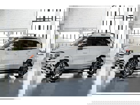 New 2026 Mercedes-Benz GLS 580 4MATIC image 36