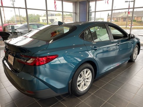 New 2026 Toyota Camry LE image 5