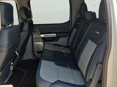 Used 2024 Ford F250 Limited image 7