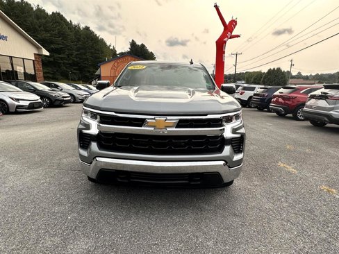 Used 2023 Chevrolet Silverado 1500 LT w/ Protection Package image 2