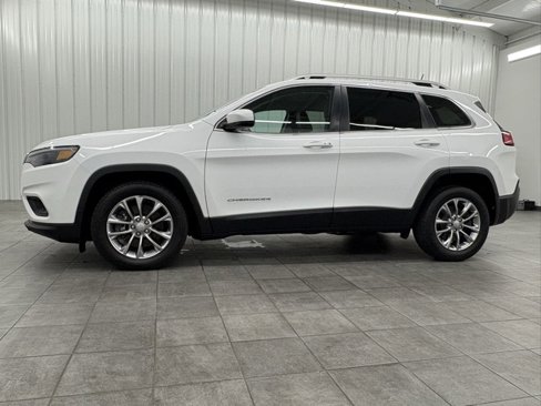 Used 2019 Jeep Cherokee Latitude Plus w/ Trailer Tow Group image 6