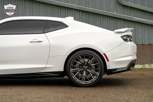 Used 2023 Chevrolet Camaro ZL1 image 23