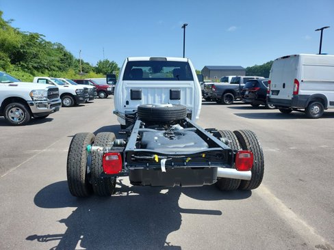 New 2025 RAM 5500 Tradesman image 4
