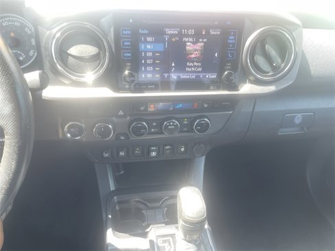 Used 2018 Toyota Tacoma TRD Pro image 18