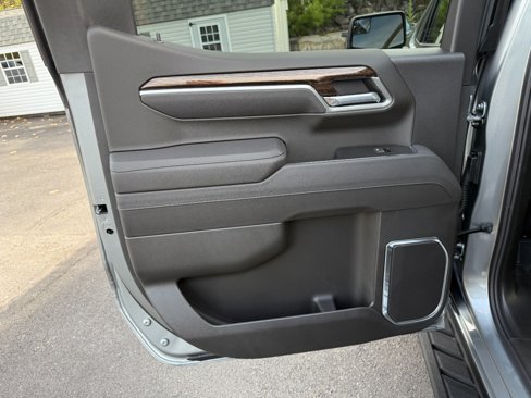 New 2026 GMC Sierra 1500 Elevation image 17